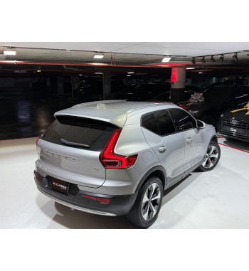 Volvo XC40 2023