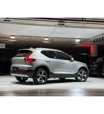 Volvo XC40 2023