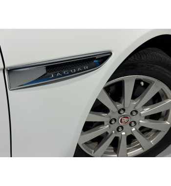 Jaguar XE 2016