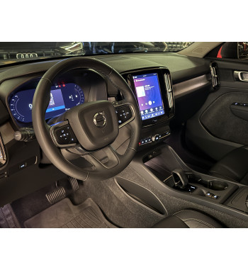 Volvo XC40 2023