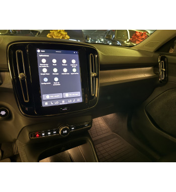 Volvo XC40 2023