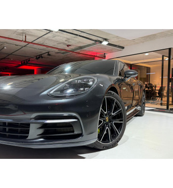Porsche Panamera 2018