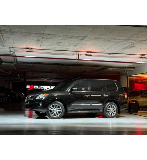 Lexus LX570 2015