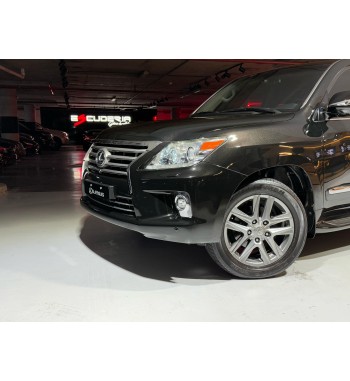 Lexus LX570 2015