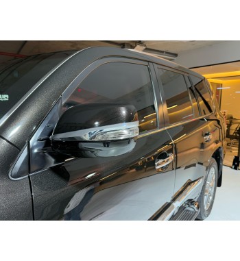 Lexus LX570 2015