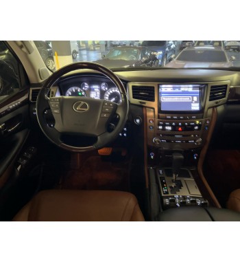 Lexus LX570 2015
