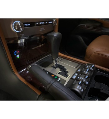 Lexus LX570 2015