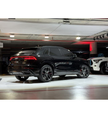 Audi Q8 2024