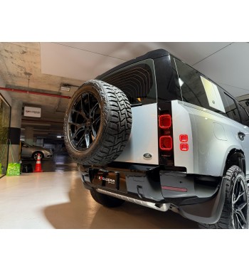 Land Rover Defender 2020