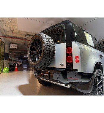 Land Rover Defender 2020