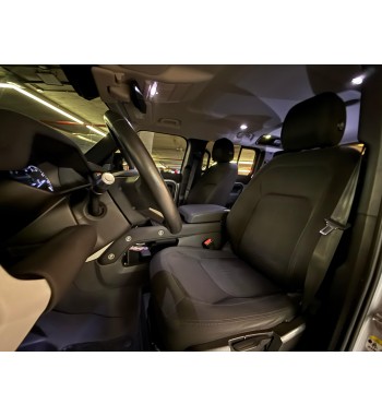 Land Rover Defender 2020