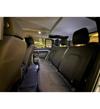 Land Rover Defender 2020
