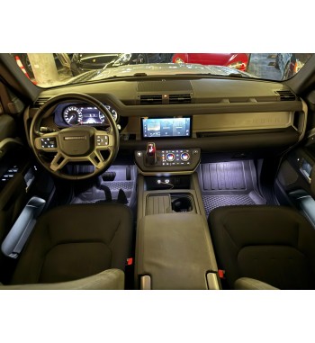 Land Rover Defender 2020