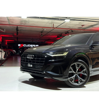 Audi Q8 55  2021