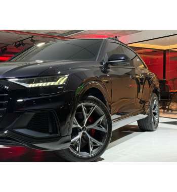 Audi Q8 55  2021