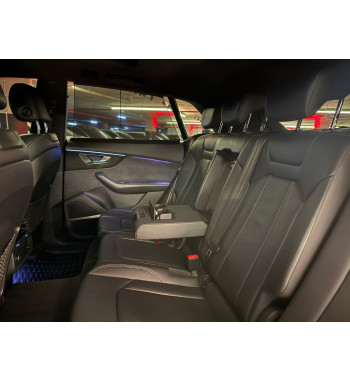 Audi Q8 55  2021