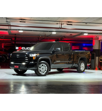 Toyota Tundra SR5 2023
