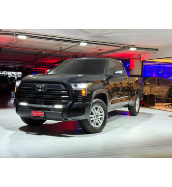 Toyota Tundra SR5 2023