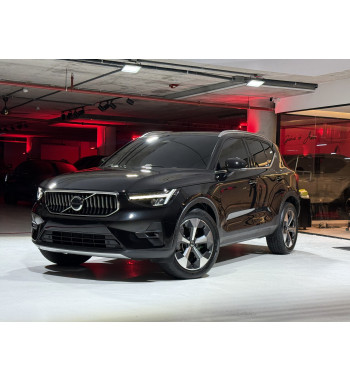 Volvo XC40 2023