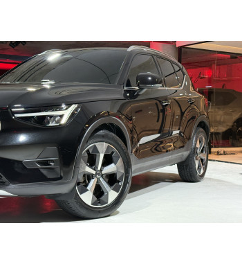 Volvo XC40 2023