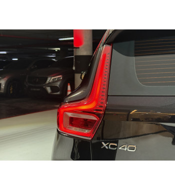 Volvo XC40 2023