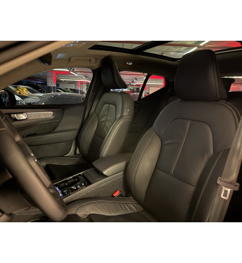 Volvo XC40 2023