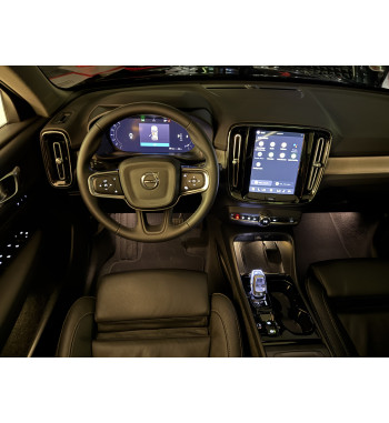 Volvo XC40 2023