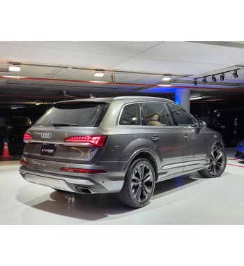 AUDI Q7 2024 3.0 TFSI