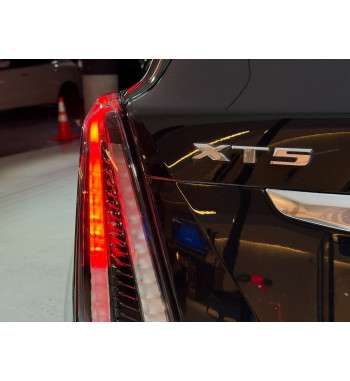 Cadillac XT5 400 2023