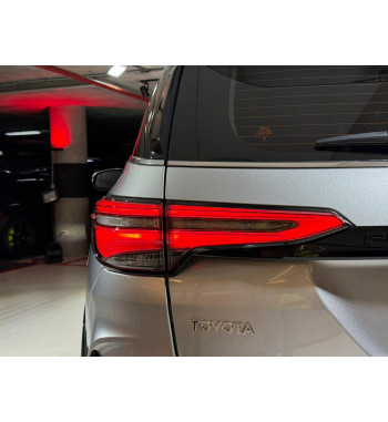 Toyota Fortuner SRV 2025