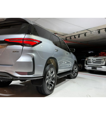 Toyota Fortuner SRV 2025