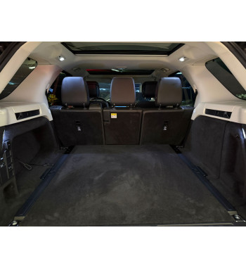 Land Rover Discovery LR5 2023