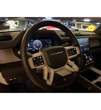 Land Rover Defender 110 2024
