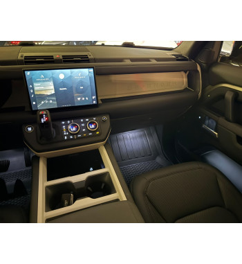 Land Rover Defender 110 2024