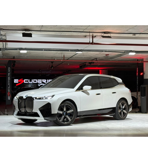 BMW iX xDrive40 2023