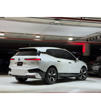 BMW iX xDrive40 2023