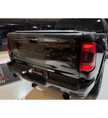 DODGE RAM 1500 LIMITED 4x4 2023