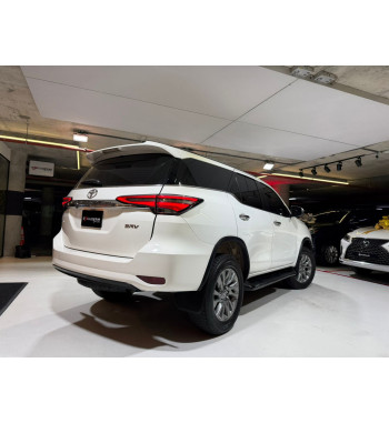 Toyota Fortuner 2023