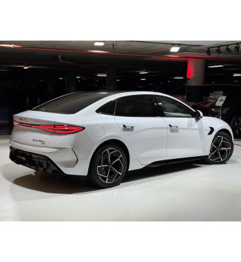 BYD SEAL AWD performance 2027