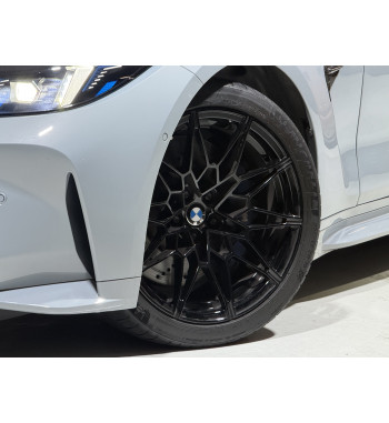 BMW M4 COMPETITION 2025