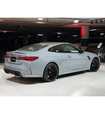 BMW M4 COMPETITION 2025