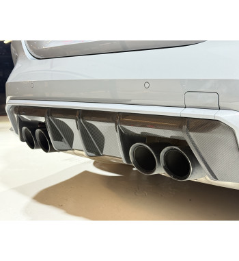 BMW M4 COMPETITION 2025