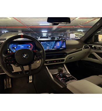 BMW M4 COMPETITION 2025