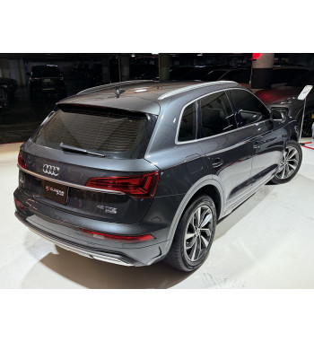 AUDI Q5 45 TFSI QUATTRO 2021