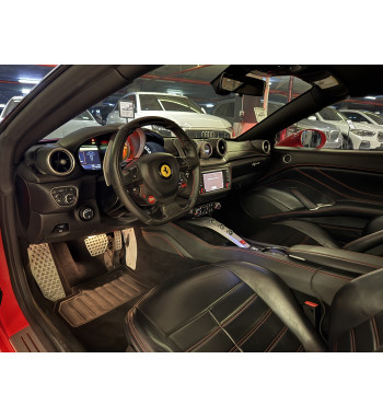 FERRARI CALIFORNIA T 2015