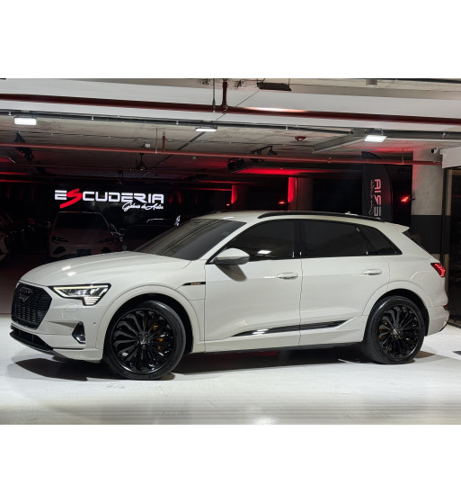 AUDI E-TRON 2020