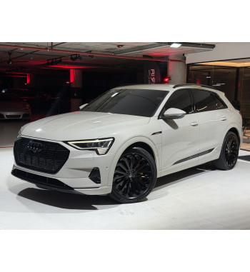 AUDI E-TRON 2020