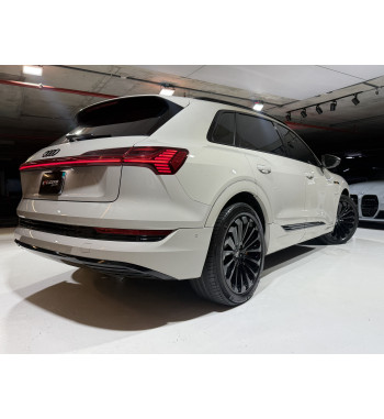 AUDI E-TRON 2020
