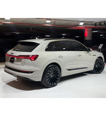 AUDI E-TRON 2020