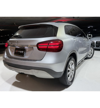 MERCEDES-BENZ GLA 180 2020